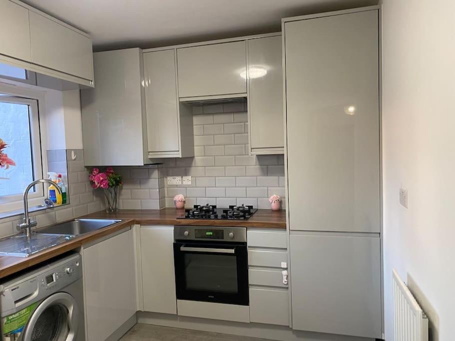 Brighton New Apartment Free Parking Sleeps 6 Esterno foto